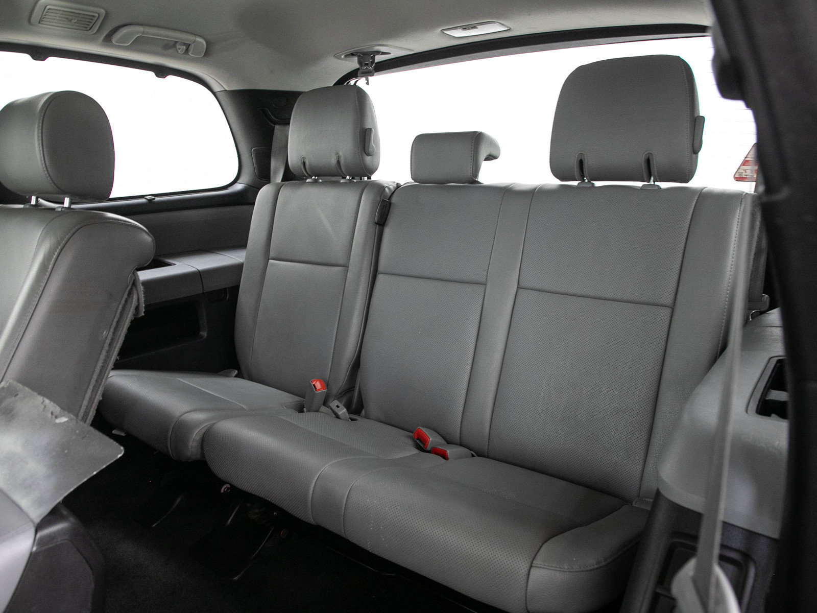 Used 2016 Toyota Sequoia Platinum AWD/4WD image 15