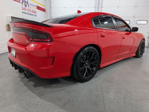 Used 2019 Dodge Charger Scat Pack w/ Dynamics Package image 7