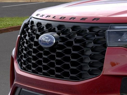 New 2026 Ford Explorer ST-Line image 17
