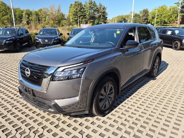 Certified 2024 Nissan Pathfinder S AWD/4WD image 8