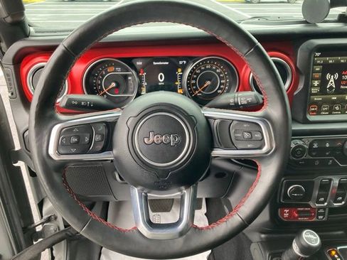 Used 2023 Jeep Wrangler Rubicon w/ Cold Weather Group AWD/4WD image 20