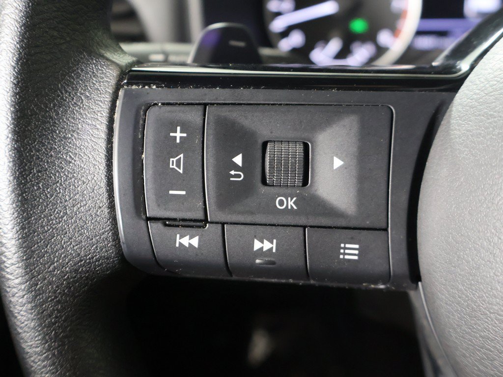 Used 2023 Nissan Rogue SV AWD/4WD image 37