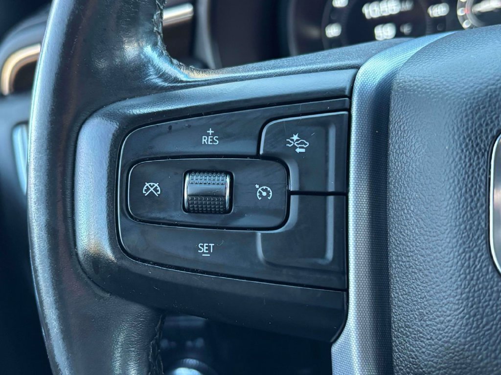 Used 2022 GMC Yukon XL SLE w/ Gmc Pro Safety Plus Package AWD/4WD image 10