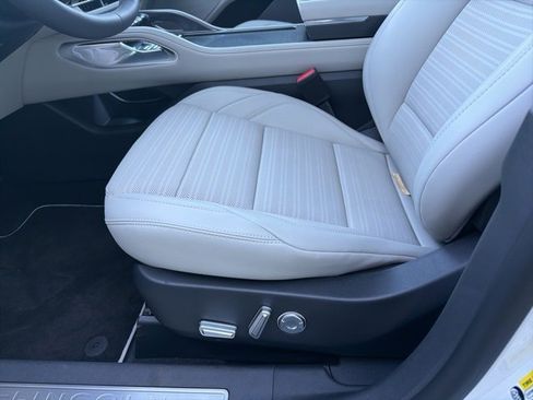 New 2026 Lincoln Nautilus Reserve image 10