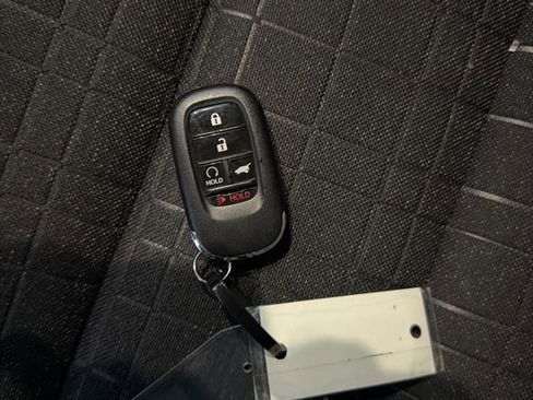 Certified 2024 Honda HR-V Sport image 35