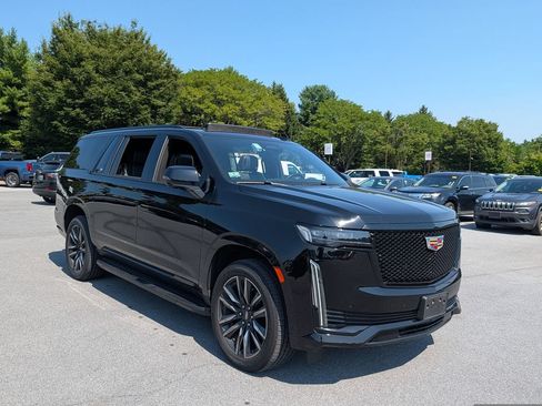 Used 2024 Cadillac Escalade ESV Sport AWD/4WD image 1