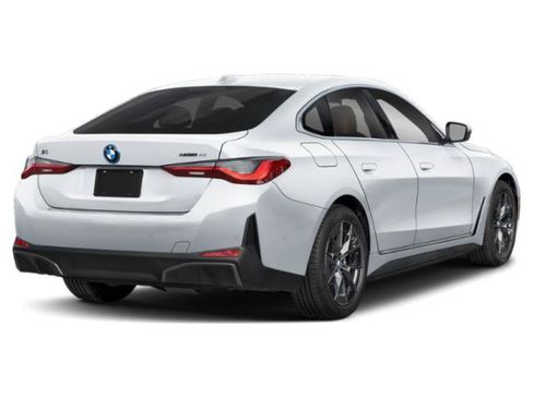 New 2026 BMW i4 eDrive40 w/ M Sport Package RWD image 2