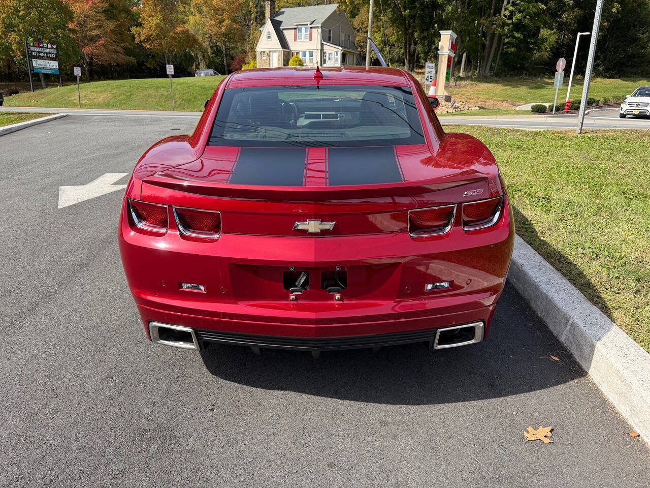 Used 2012 Chevrolet Camaro SS RWD image 5