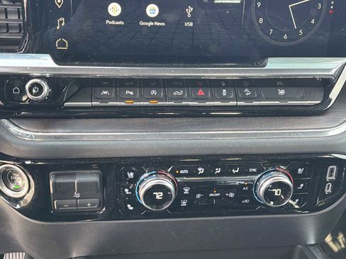 Used 2022 GMC Sierra 1500 SLT w/ SLT Premium Plus Package image 10