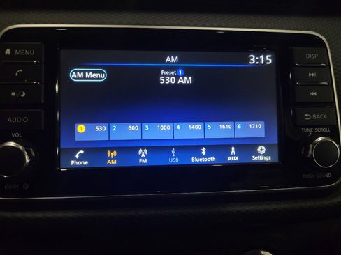 Used 2022 Nissan Kicks S image 25