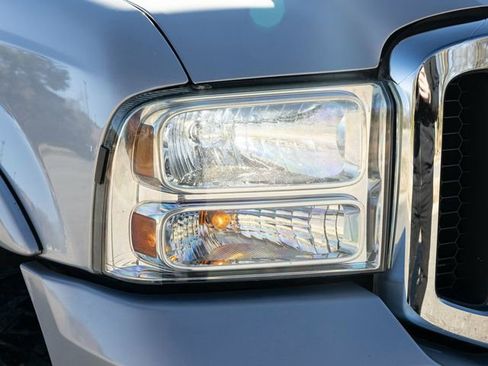 Used 2006 Ford F350 4x4 Crew Cab Super Duty image 19