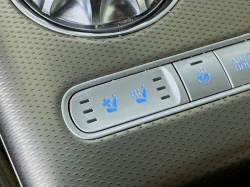 Used 2023 Genesis GV60 Performance image 4