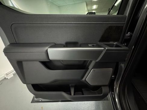 New 2026 Ford F250 4x4 Crew Cab Super Duty image 8