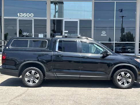 Certified 2019 Honda Ridgeline RTL-T image 4