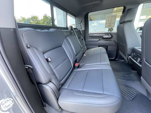 Used 2026 Chevrolet Silverado 2500 LTZ w/ LTZ Premium Package AWD/4WD image 27