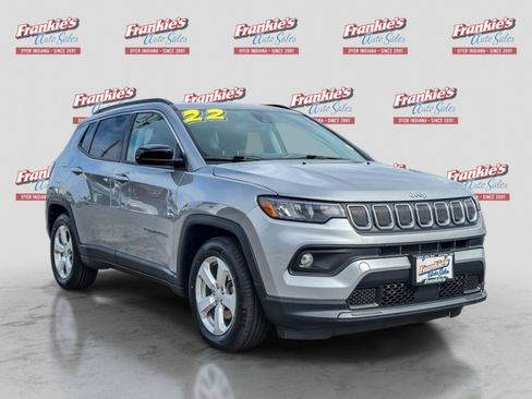 Used 2022 Jeep Compass Latitude w/ Sun and Sound Group FWD image 7