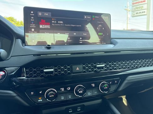 Used 2024 Honda Accord Touring image 14