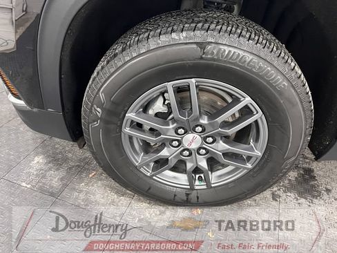Used 2025 GMC Acadia Elevation FWD image 21