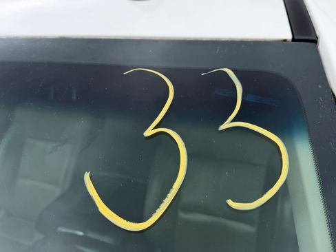 Used 2015 Chevrolet Suburban LT AWD/4WD image 33