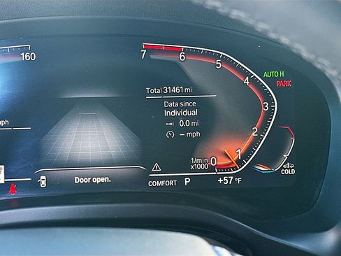 Certified 2023 BMW X4 xDrive30i w/ Premium Package image 12