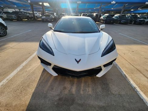 Used 2024 Chevrolet Corvette Stingray Coupe w/ 1LT RWD image 2