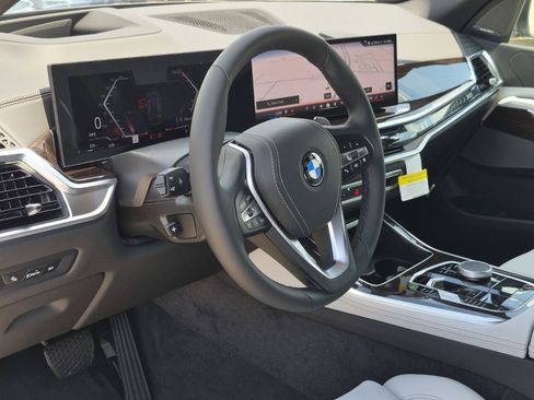 New 2026 BMW X5 sDrive40i w/ Premium Package RWD image 10