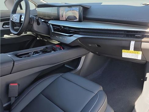 New 2025 Nissan Murano SL AWD/4WD image 22