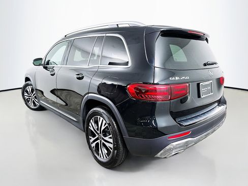 New 2026 Mercedes-Benz GLB 250 4MATIC image 5