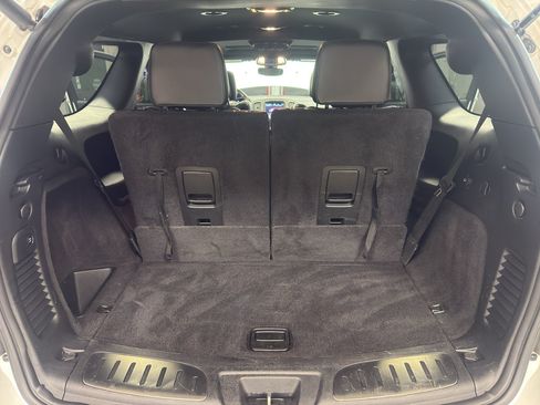 Used 2020 Dodge Durango R/T w/ Blacktop Package AWD/4WD image 31