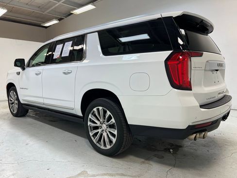 Used 2022 GMC Yukon XL Denali image 10