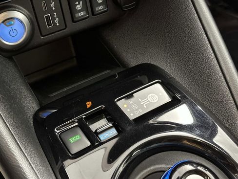 Used 2022 Nissan Leaf SL Plus image 15