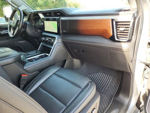 Used 2025 GMC Sierra 2500 Denali w/ Denali Reserve Package image 12