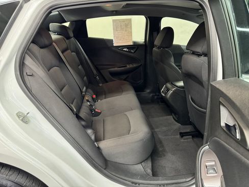 Used 2023 Chevrolet Malibu LT FWD image 27