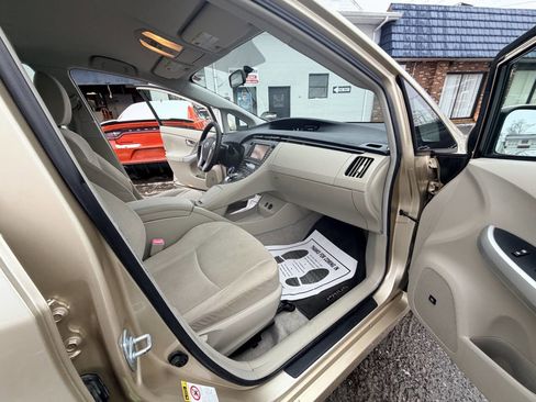 Used 2010 Toyota Prius Two image 42