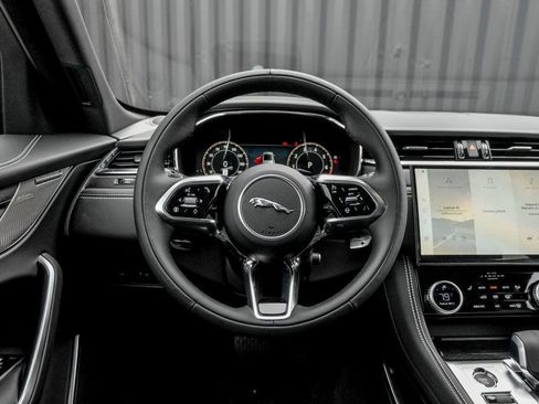 New 2026 Jaguar F-PACE R-Dynamic S AWD/4WD image 17