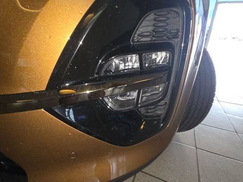 Used 2020 Kia Sportage SX FWD image 27