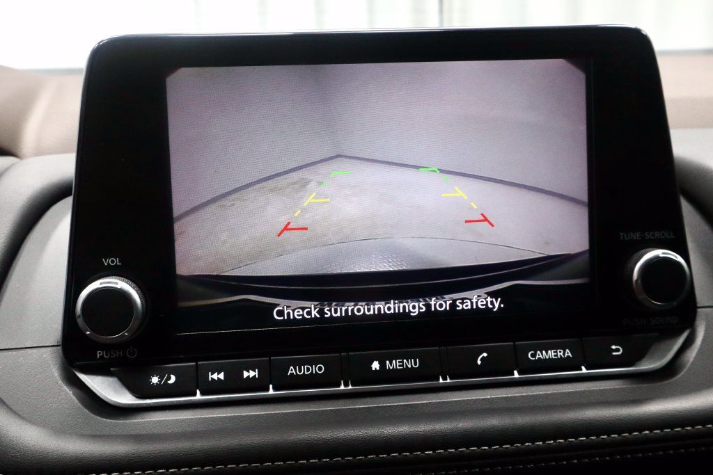 Certified 2023 Nissan Rogue S AWD/4WD image 2