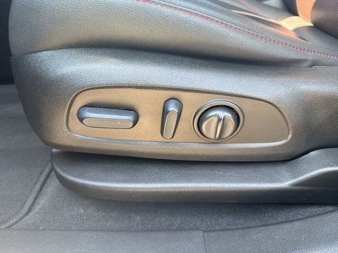 Used 2022 Chevrolet Blazer RS image 25