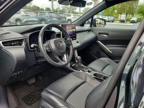 Used 2024 Toyota Corolla Cross AWD Hybrid image 18