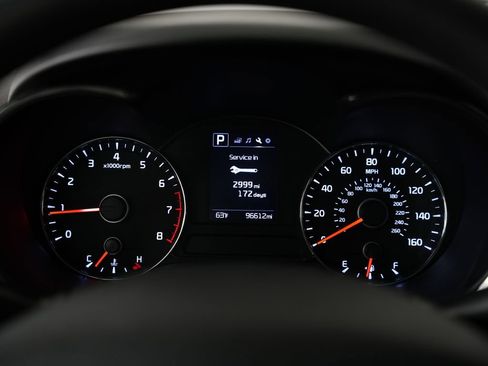 Used 2018 Kia Forte LX w/ LX Popular Package image 18