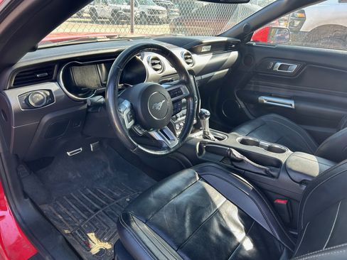 Used 2018 Ford Mustang Premium w/ Equipment Group 201A image 23