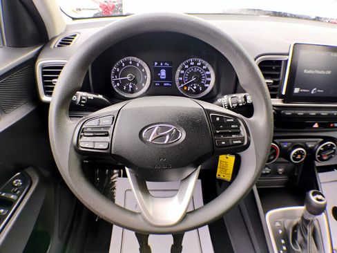 Used 2021 Hyundai Venue SE image 56