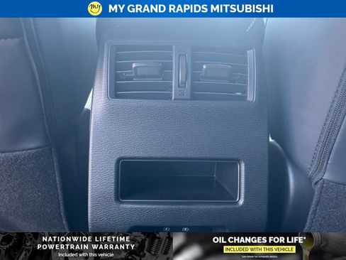 New 2026 Mitsubishi Outlander AWD image 21