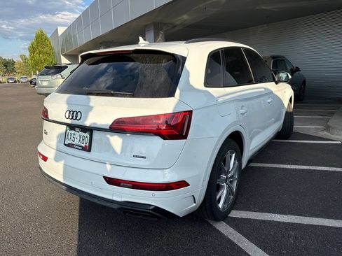 Used 2023 Audi Q5 e Prestige w/ Prestige Package AWD/4WD image 3