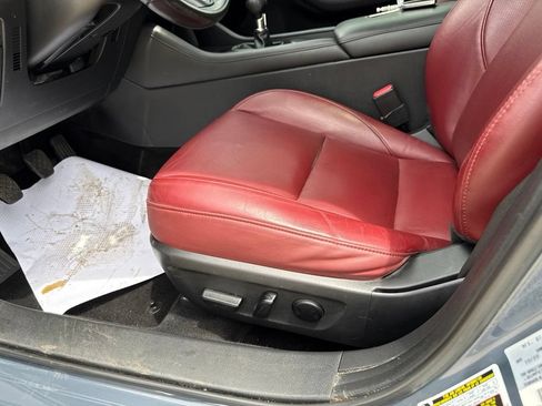 Used 2021 MAZDA MAZDA3 s FWD image 27