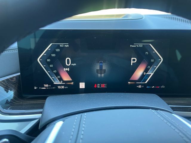 Used 2024 BMW X7 xDrive40i w/ Executive Package AWD/4WD image 14
