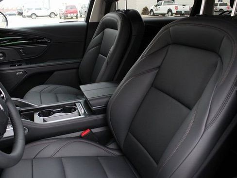 New 2026 Lincoln Nautilus Premier w/ Equipment Group 102A image 36