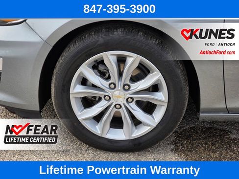 Used 2025 Chevrolet Malibu LT image 12