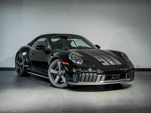 Used 2026 Porsche 911 Carrera GTS image 9