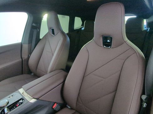 Used 2026 BMW iX xDrive45 image 22